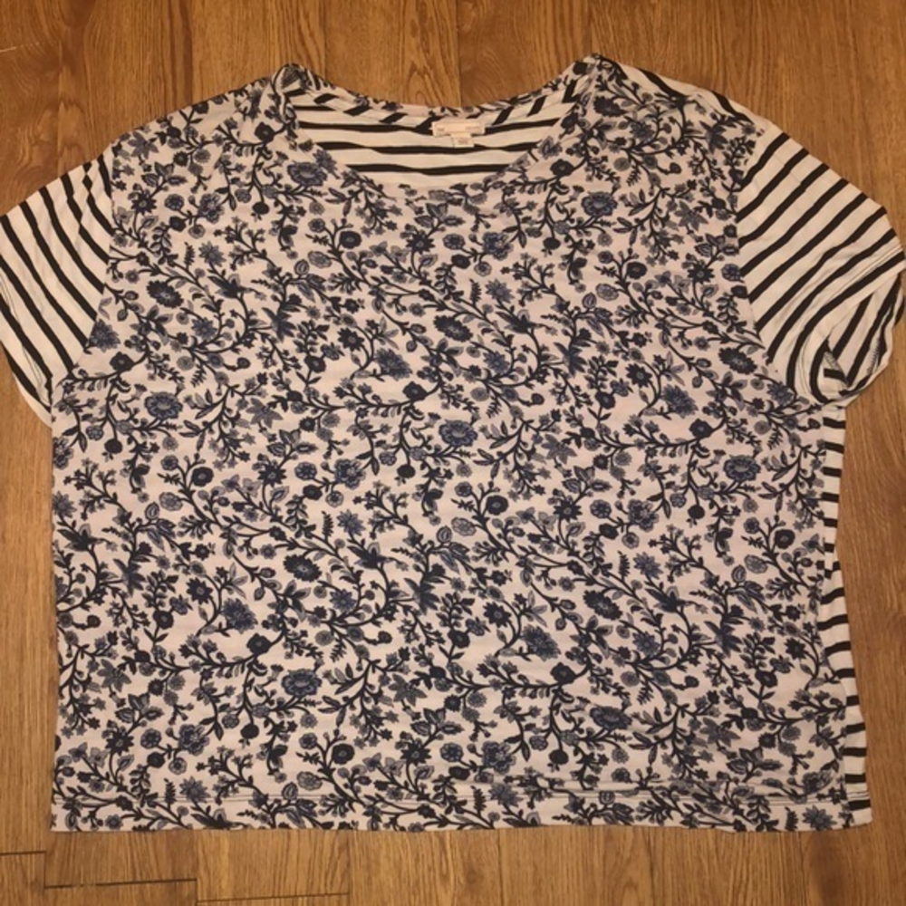 Gap Top Large Blue White Floral‎ Striped